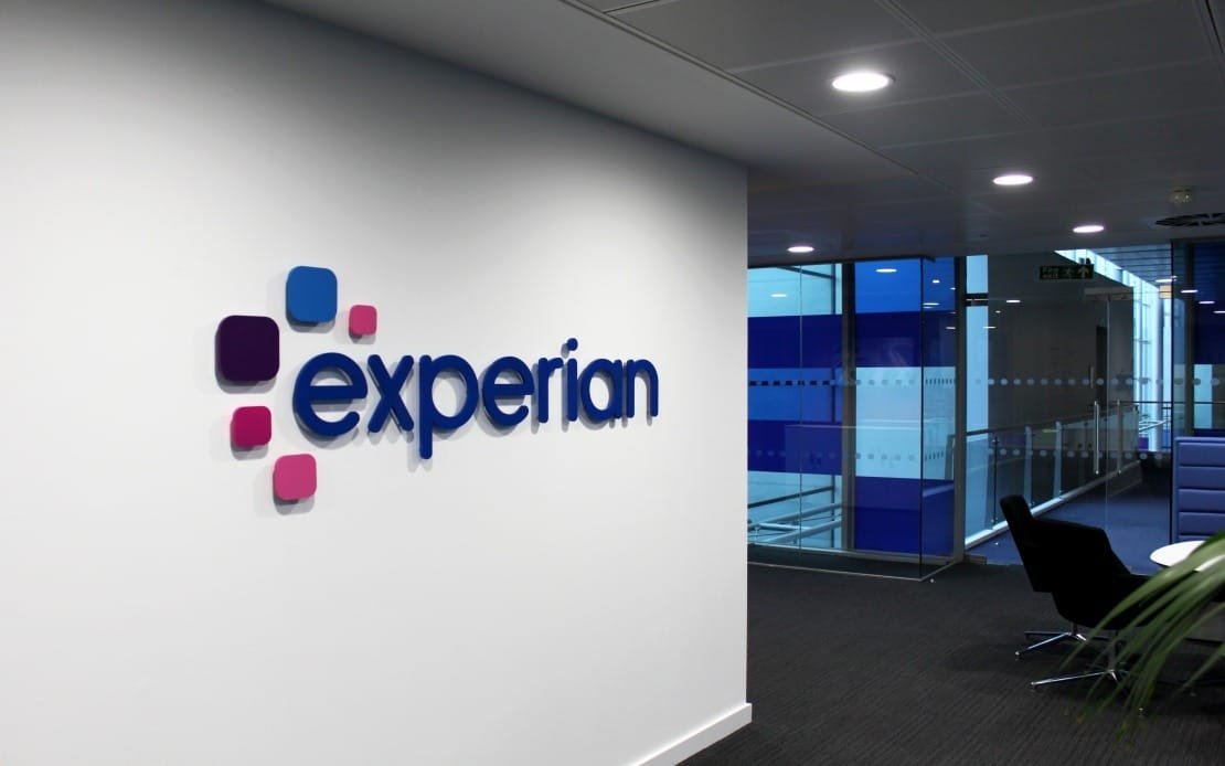Surge in AI-Driven Fraud: Key Insights from Experian